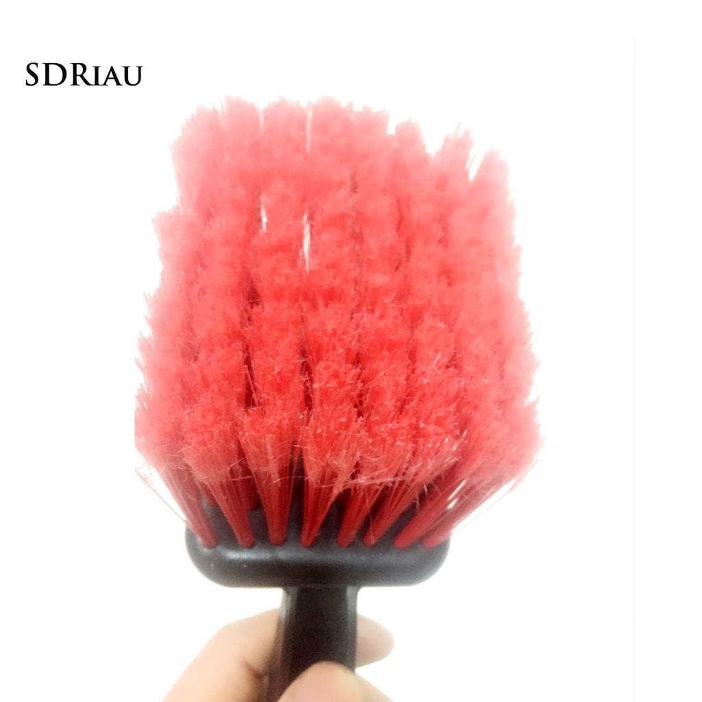 Bàn Chải Vệ Sinh Thảm Bằng Nhựa Cán Dài Tiện Dụng