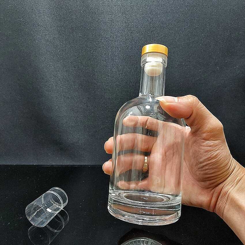 Chai Thủy Tinh Đựng Rượu 375ML mẫu vốt ka nắp cao su bọc thiếc, kèm màng co - Vỏ Chai Rượu Đẹp - Bình Đựng Ruou siêu trong