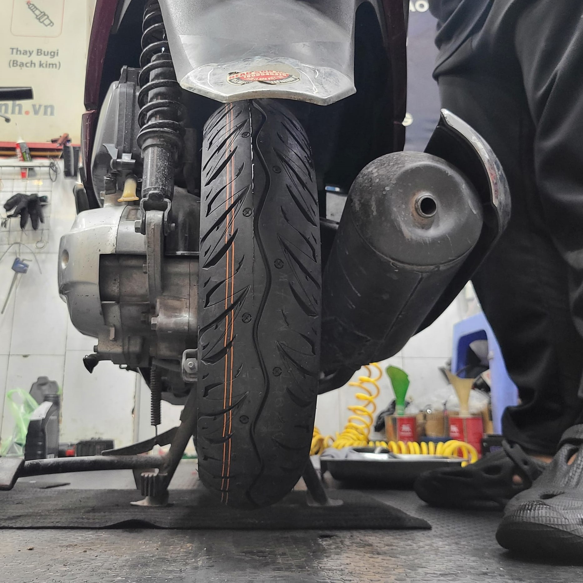 Vỏ Maxxis gai MA-WGV (90/90-12) (100/90-10) dành cho Lead, SCR, Latte, Acruzo, Elizabeth, Spacy (350099) (350100)