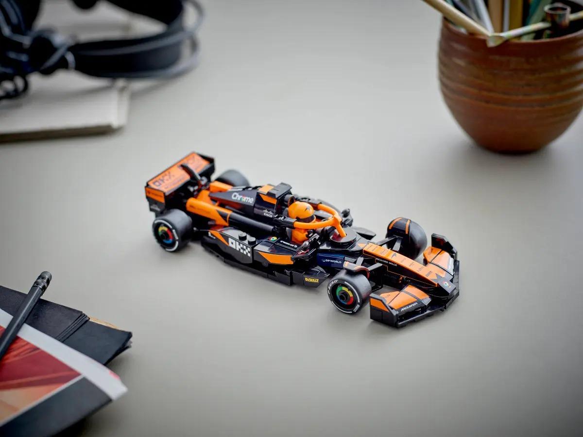 Đồ Chơi Lắp Ráp Xe Đua McLaren F1 Team MCL38 - Lego Speed Champions 77251 (263 Mảnh Ghép)