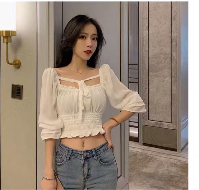 Áo trăng’ cổ vuông chằn 4 thun eo , phong cách dễ thương