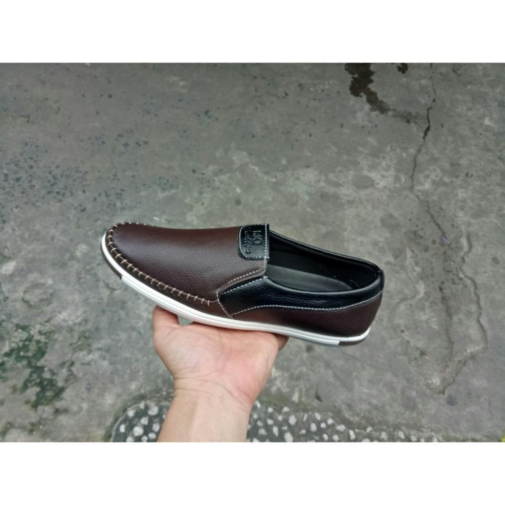 Giày lười nam da pu mềm, kiểu dáng dễ phối đồ với 2 màu nâu và đen, sản phẩm chất lượng