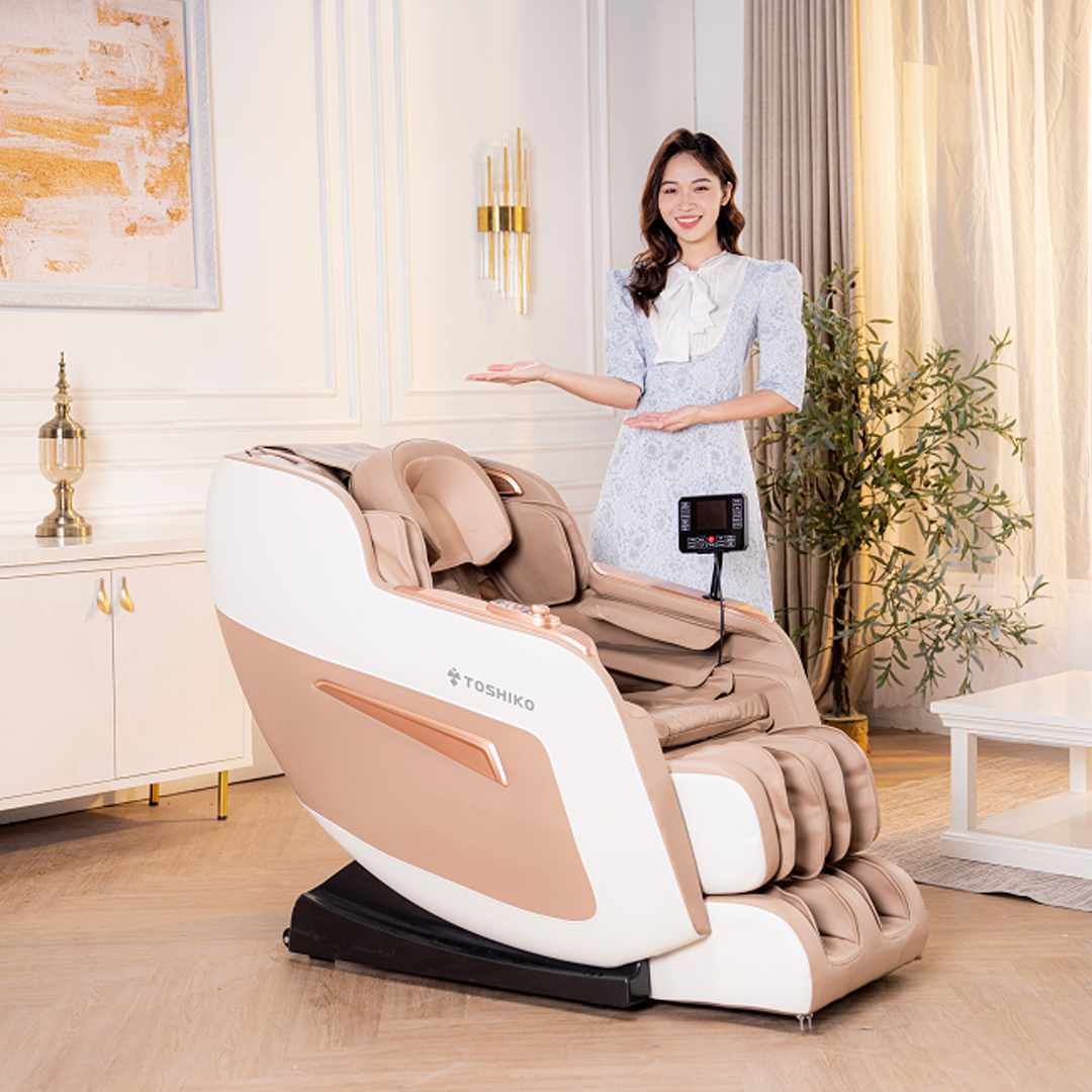 Ghế Massage Toàn Thân Đa Năng Cao Cấp Toshiko T81, điều khiển giọng nói tiếng Việt cao cấp, tổ hợp 15 bài massage chuyên sâu cùng công nghệ quét AI dò tìm huyệt đạo