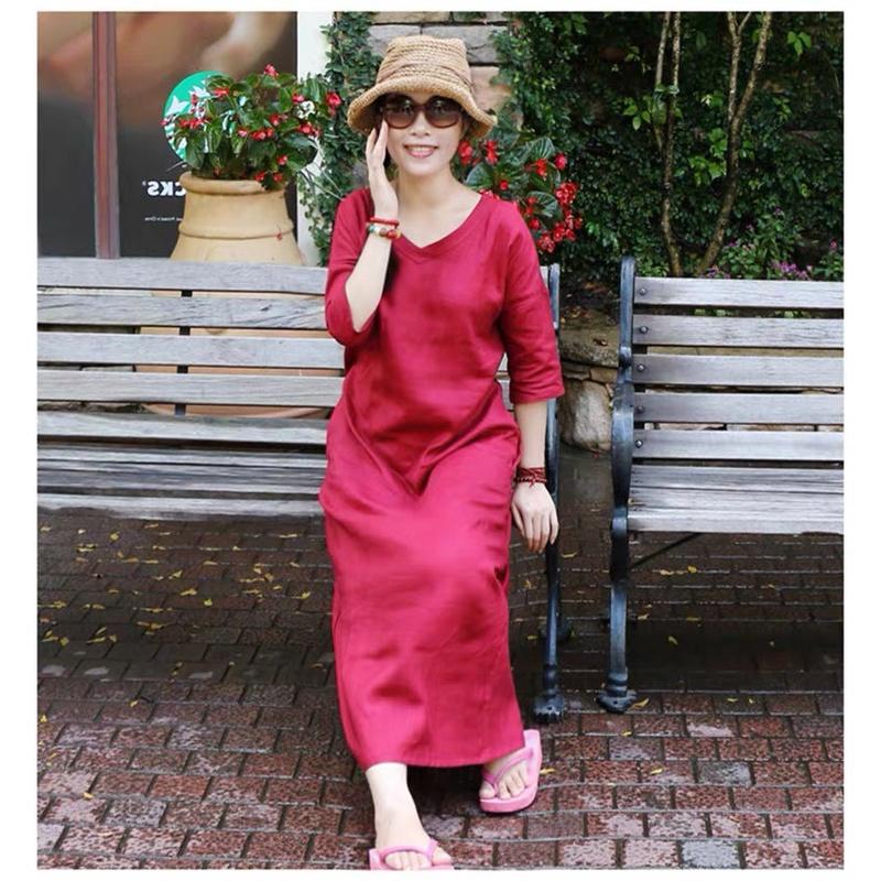 Đầm suông linen dáng dài cổ tim tay lỡ - Đỏ đô