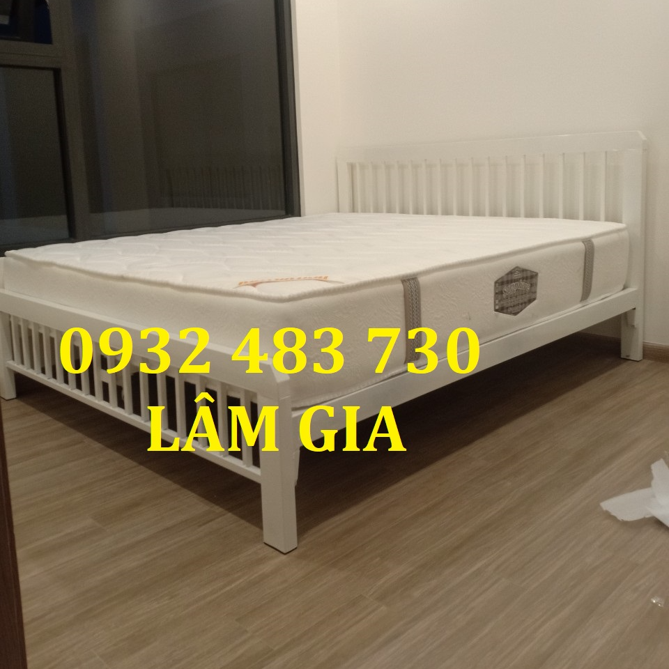 Giường sắt khung vuông đơn giản giá tốt rộng 1m2