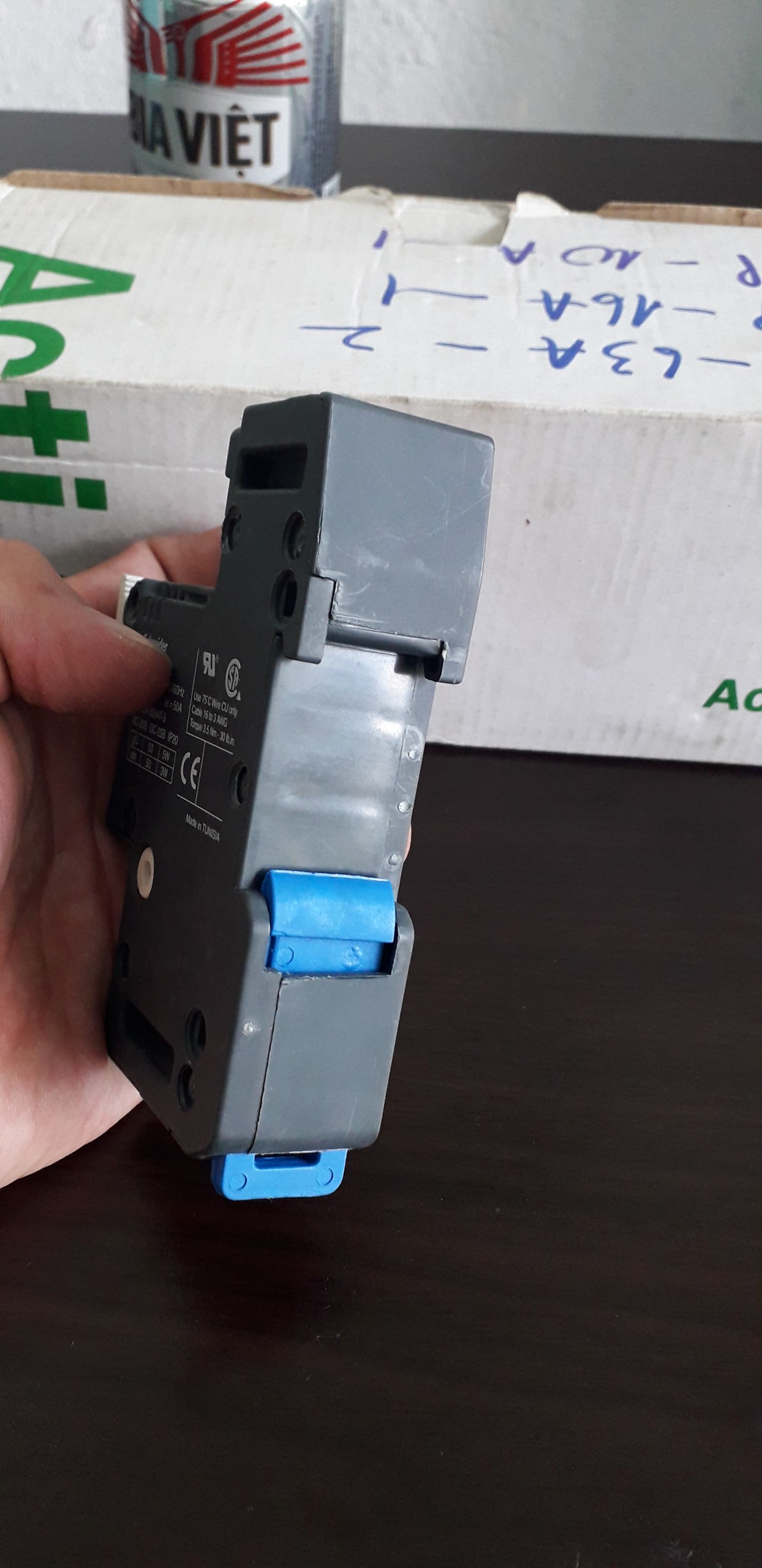 DF141 Đế cầu chì Schneider 1P 50A 14 X 51 mm
