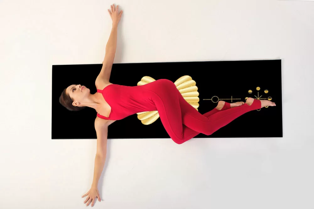 Thảm tập yoga chính hãng Yvonne, Sticky Venus (TẶNG KÈM 3 PHẦN QUÀ) dày 4mm bề mặt nhám, siêu bám, chống trơn trượt, ưa mồ hôi