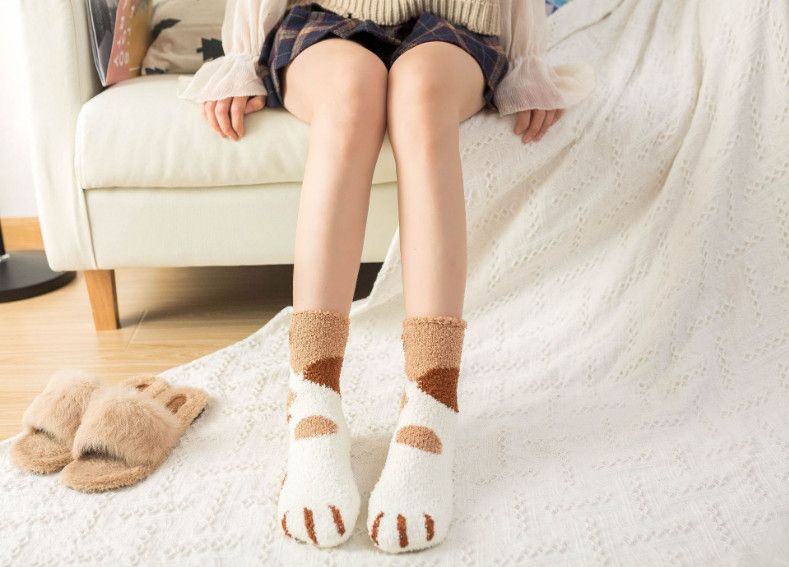 Combo 6 Đôi Tất Vớ Chân Nữ Len Bông Chân Mèo Cổ Cao Ấm Áp Không Lo Mùa Đông Lạnh Giá TN123