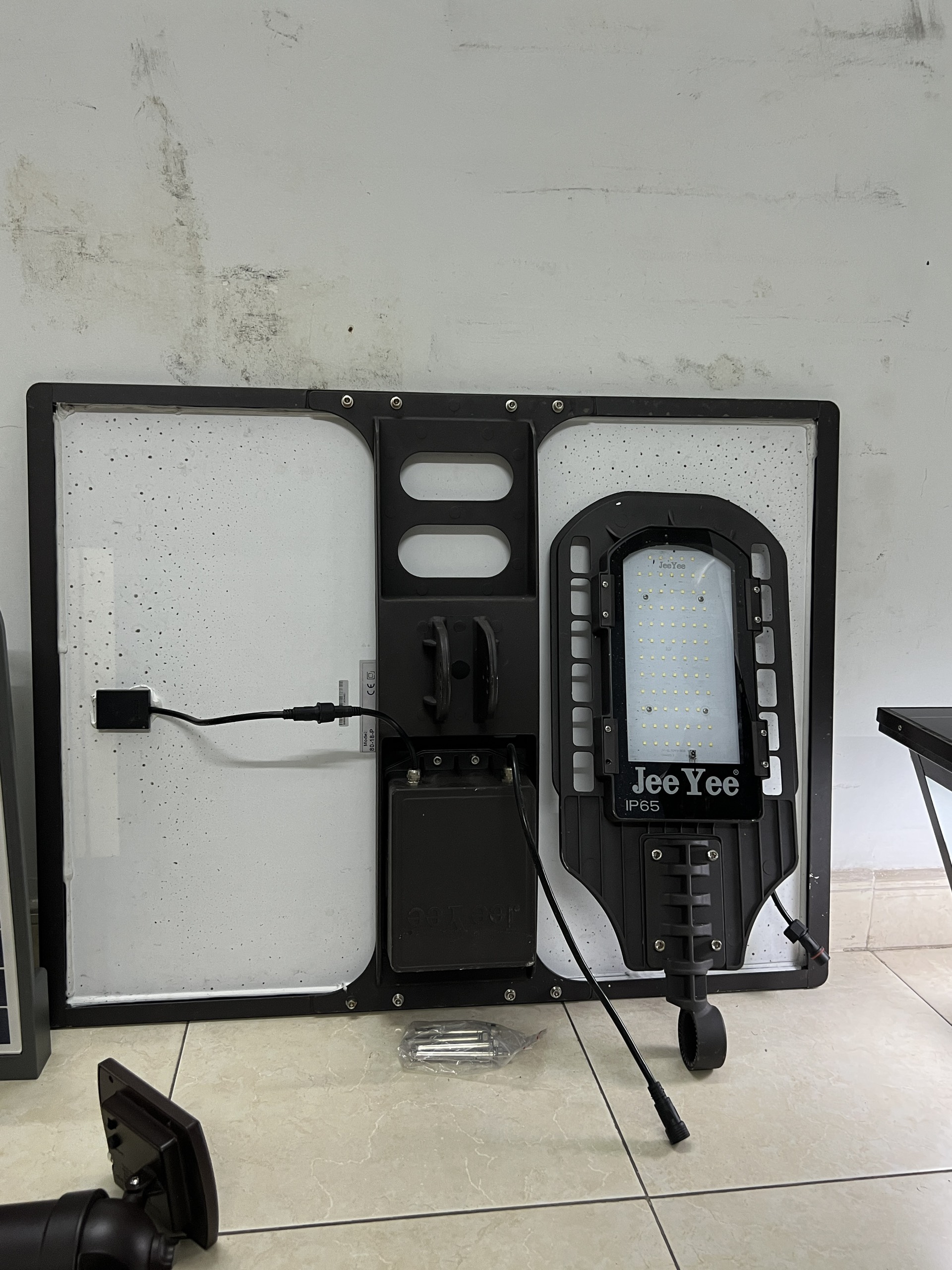 Đèn đường LED 30W cao cấp, năng lượng mặt trời, tự động điều khiển sáng tối. HÀNG MỚI, THANH LÝ