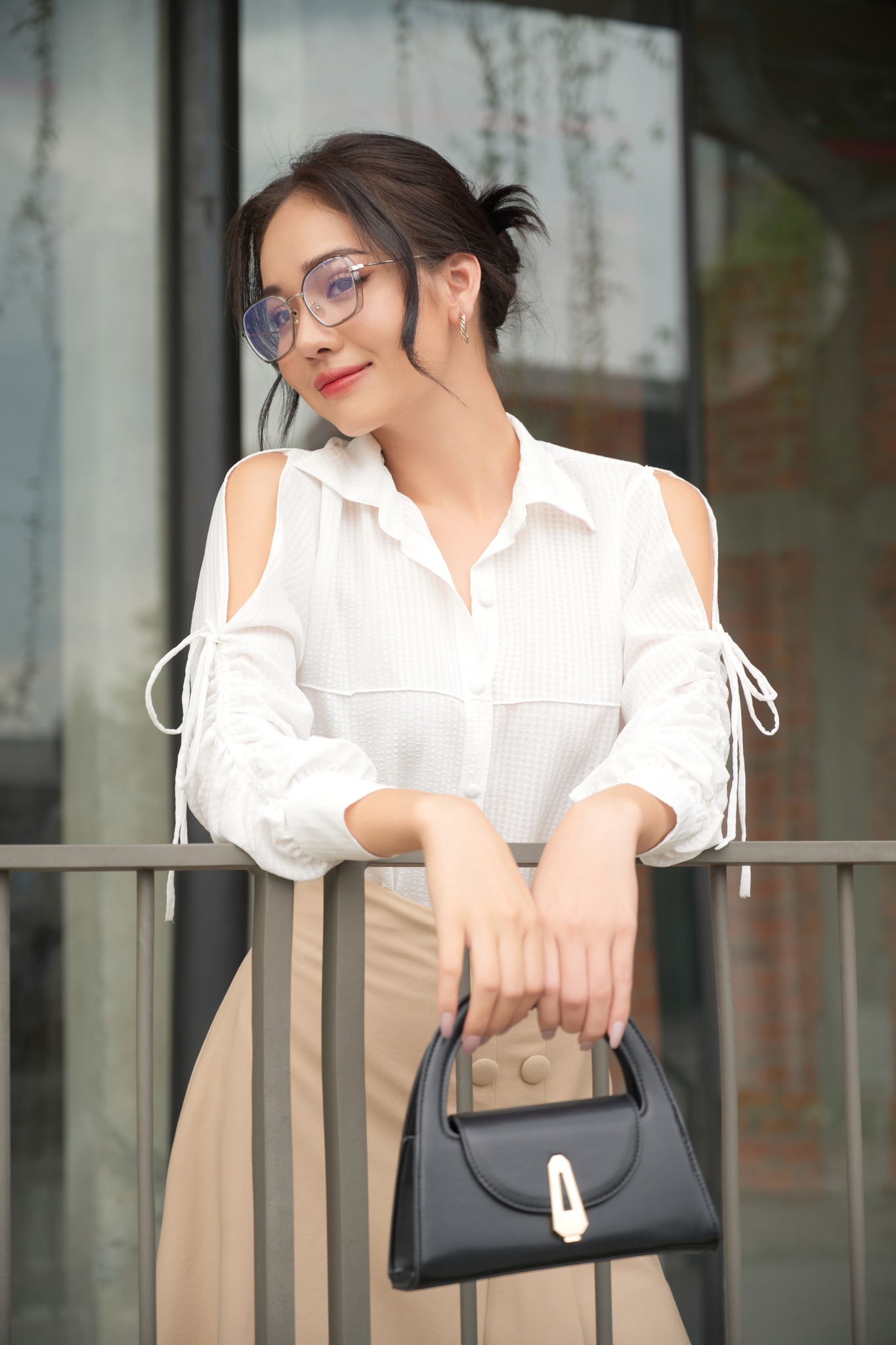OLV - Áo sơ mi Ruched Sleeve Top