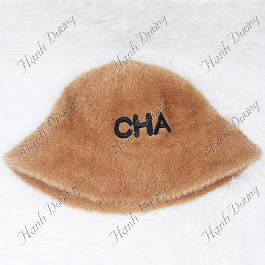 Nón bucket cúp lông xù thêu chữ CHA, vành rộng 5cm, chất liệu lông xù mềm mại, thời trang