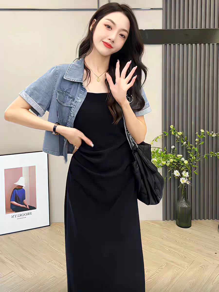 Áo khoác bò dáng croptop tay ngắn trẻ trung áo khóa mùa hè một hàng cúc chất liệu denim cá tính năng động