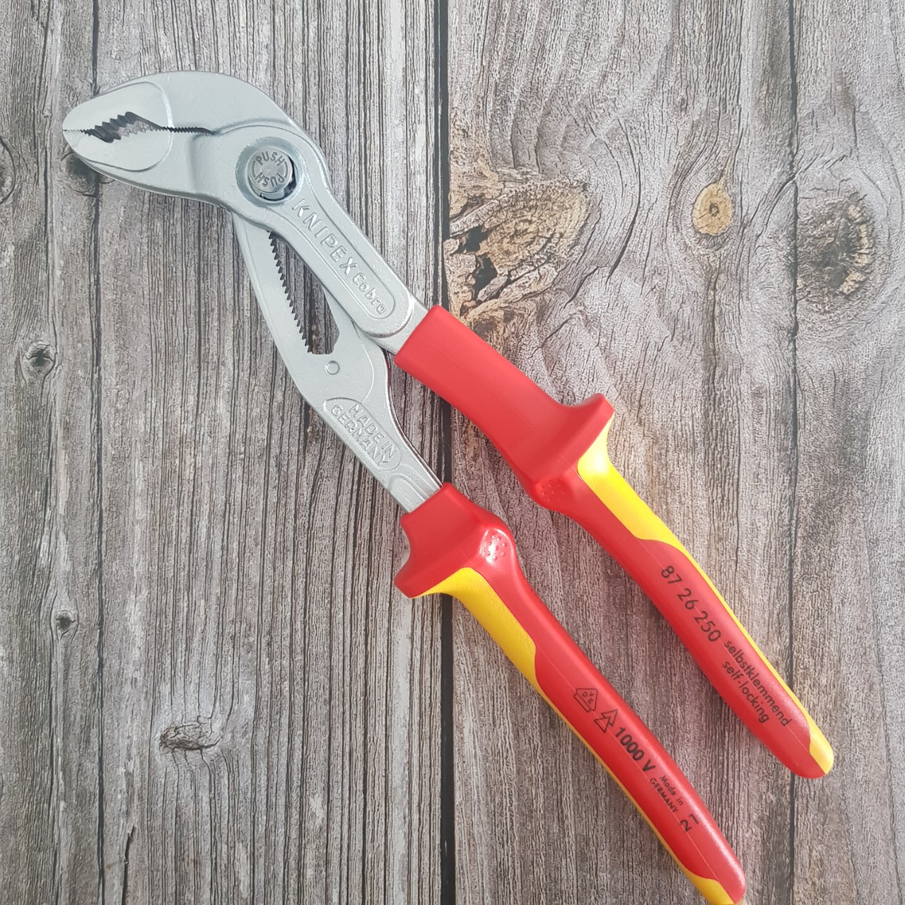 Kìm Cobra Cách Điện KNIPEX - 87 26 250