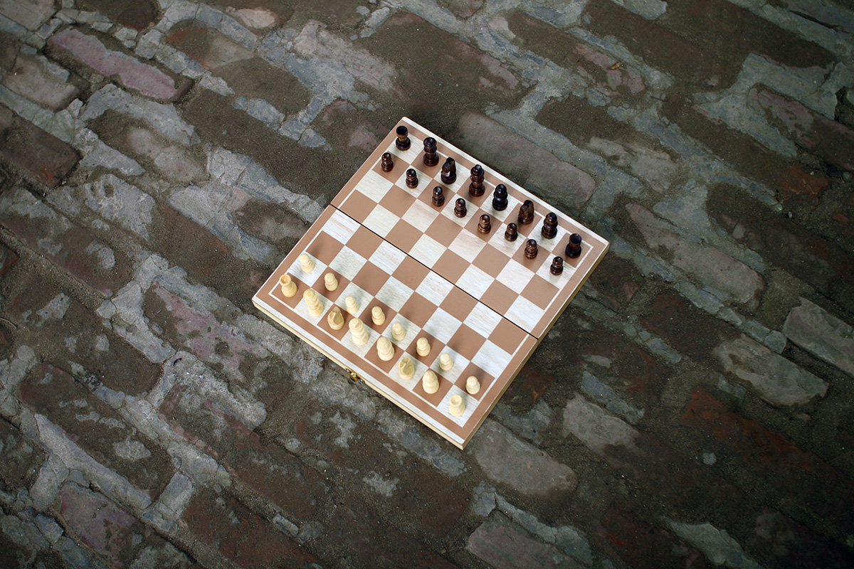 Đồ chơi thông minh cho bé, cờ vua bằng gỗ tiêu chuẩn quốc tế giúp phát triển trí tuệ cho trẻ em - Kèm các chiến thuật cờ vua