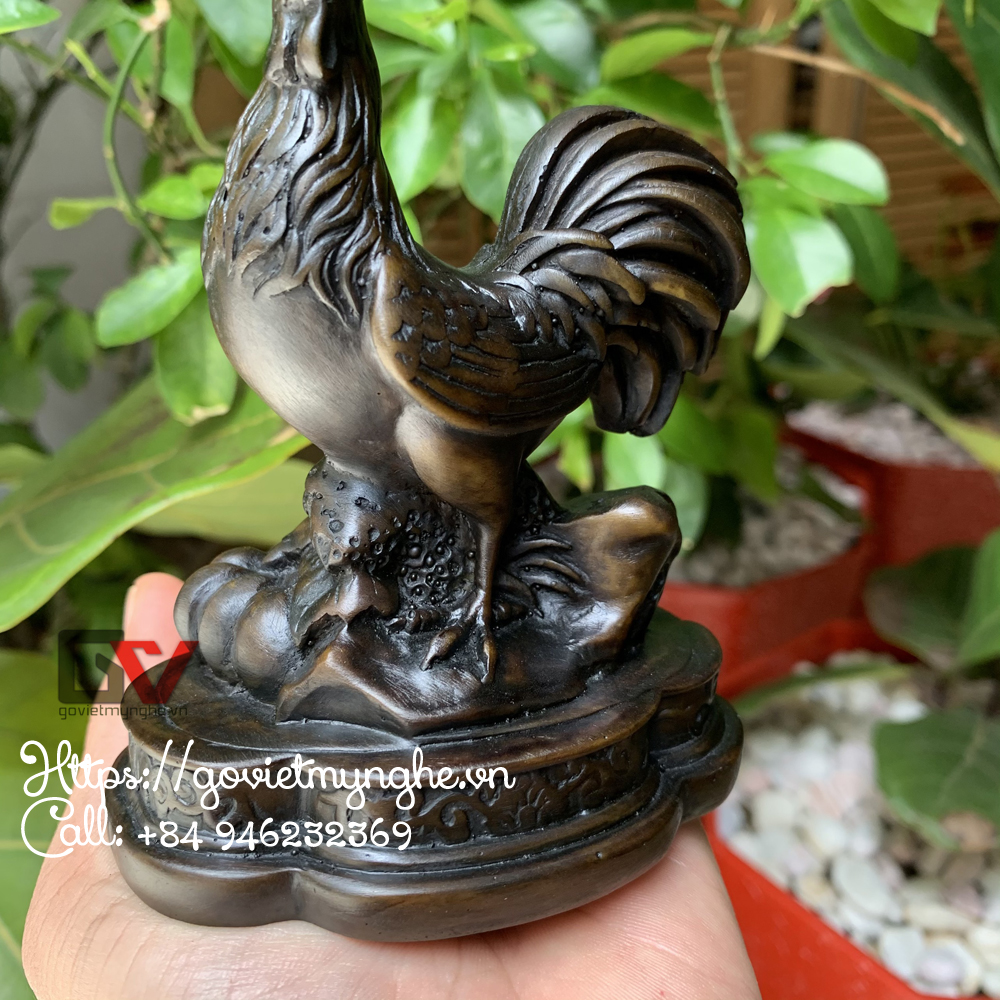 Tượng đá phong thủy con gà trống trang trí phong thủy để bàn làm việc - Cao 12cm - Màu nâu đen