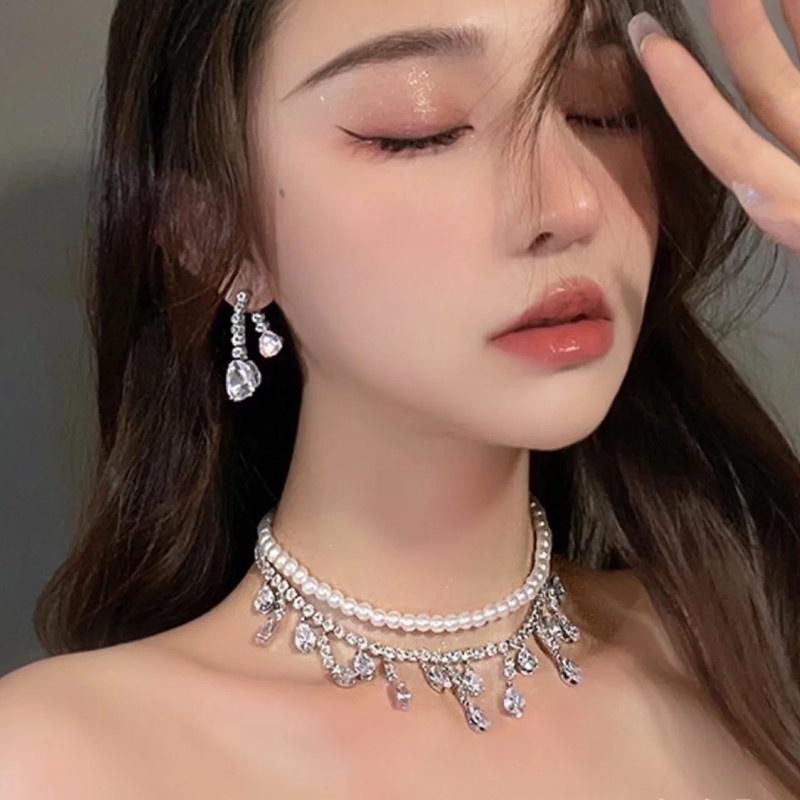 Dây chuyền đính đá sang chảnh và cá tính, choker nữ