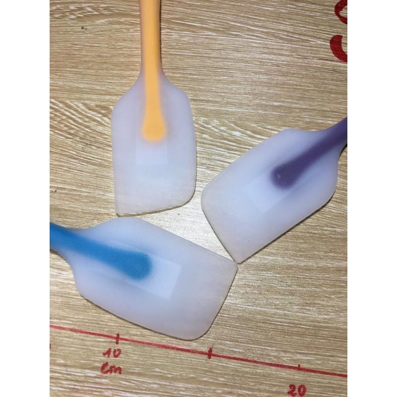 Muỗng vét kem silicon