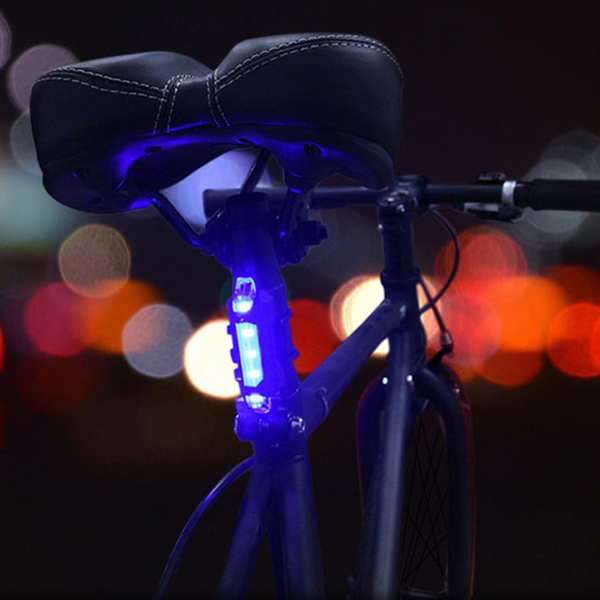 Đèn 5 LED Cảnh báo sau Xe Đạp giúp đạp xe an toàn ban đêm 4 chế độ sáng (Đèn Xanh)