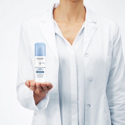 Xịt Khử Mùi Giàu Khoáng, Giúp Vùng Da Dưới Cánh Tay Khô Thoáng VICHY DÉODORANT MINÉRAL + Quà tặng