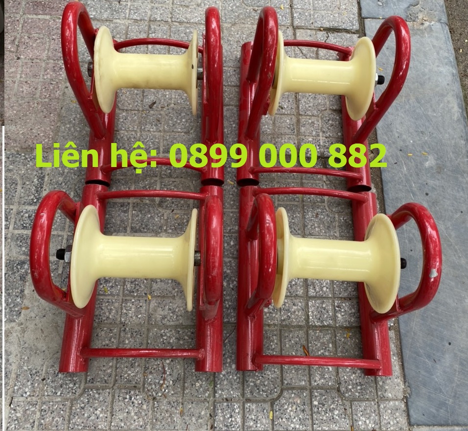 Con lăn kéo cáp mặt đất puly nhựa