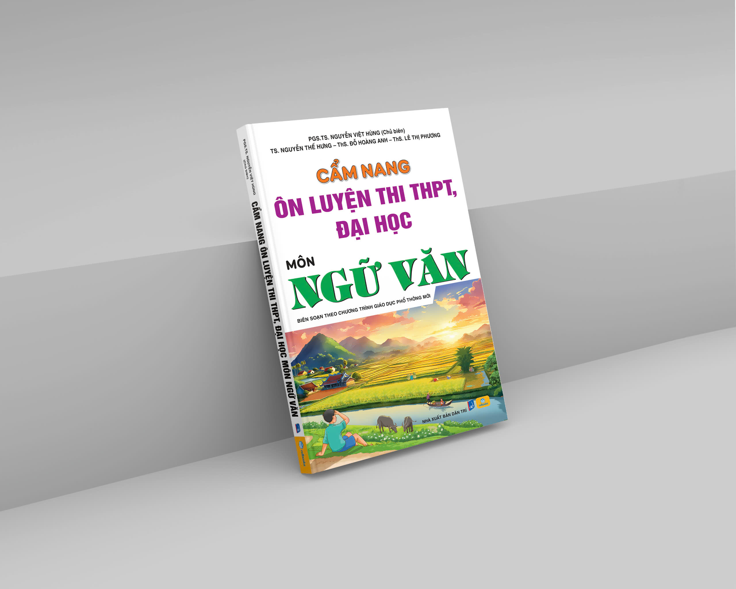 Sách - Cẩm Nang Ôn Luyện Thi THPT, Đại Học Môn Ngữ Văn - Biên soạn theo chương trình GDPT 2018 - ndbooks