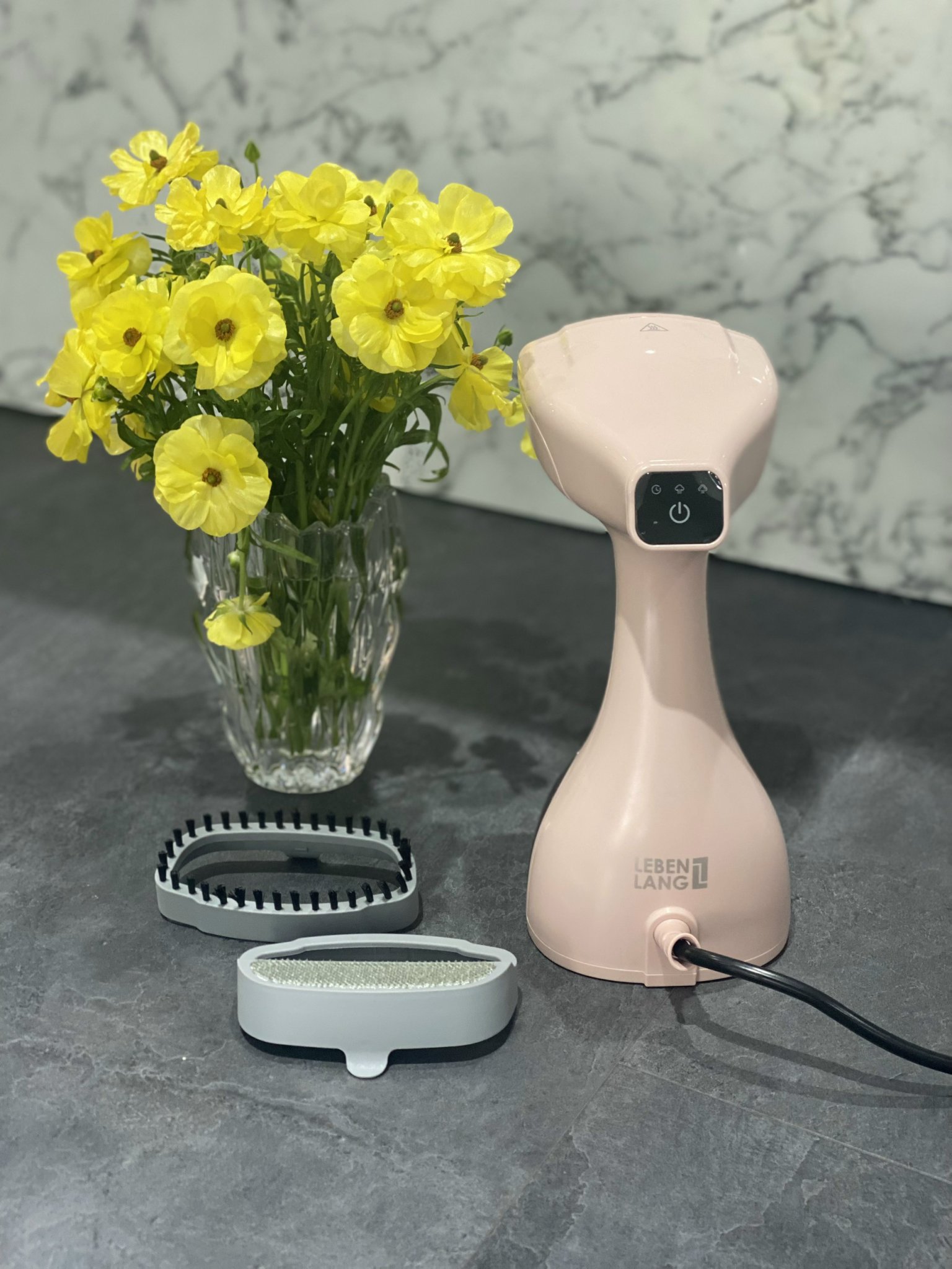 Bàn Là Hơi Nước Cầm Tay Lebenlang LBD528  công suất 1500W - 300ML - Hàng Chính Hãng Bảo Hành 2 Năm