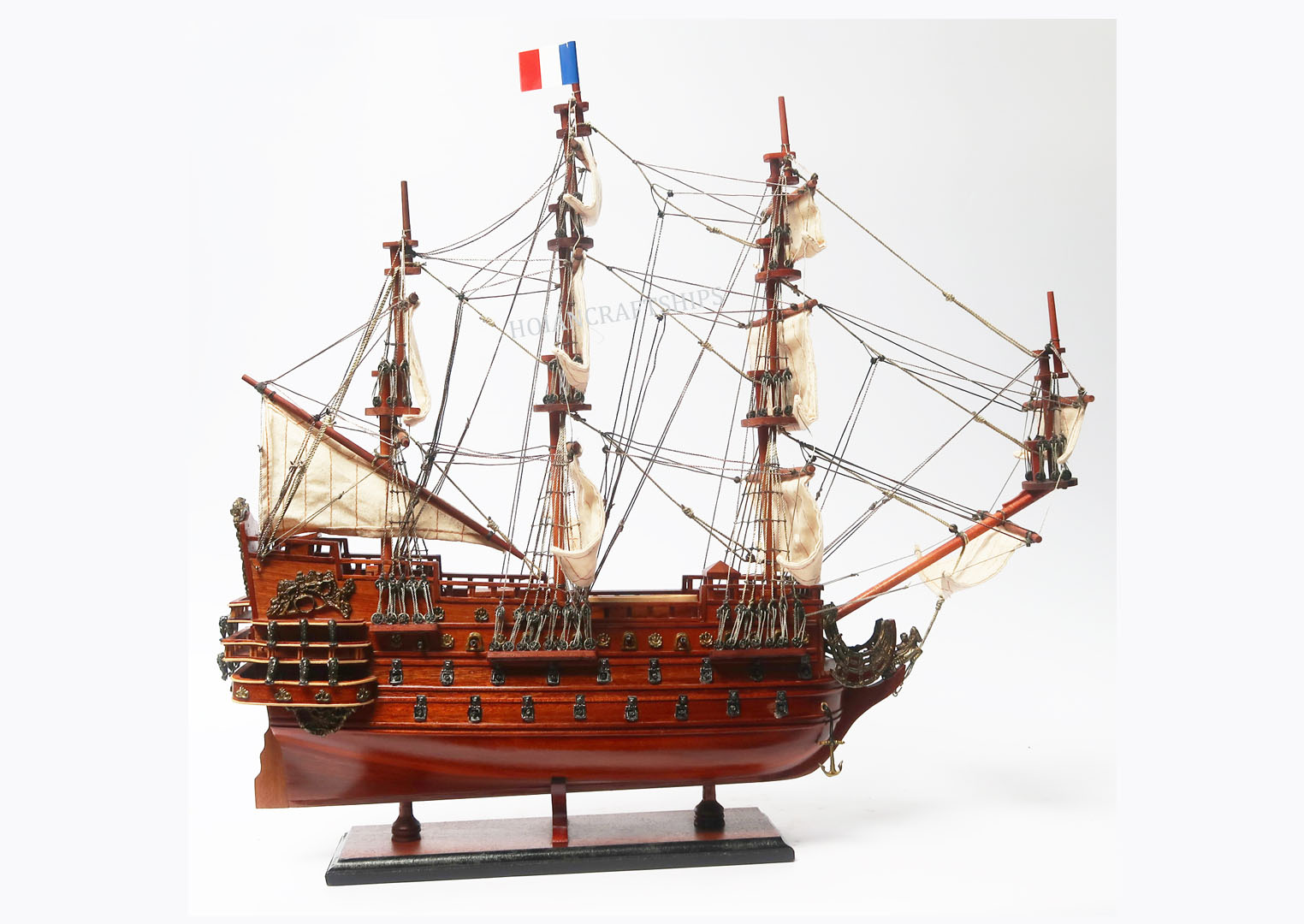Hình ảnh Mô hình thuyền buồm cổ Soleil Royal (dài 60cm)
