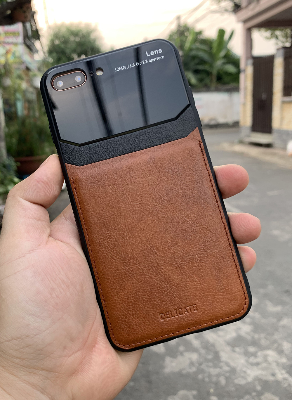 Ốp lưng da kính cao cấp dành cho iPhone 7 Plus / iPhone 8 Plus - Màu vàng nâu - Hàng nhập khẩu - DELICATE