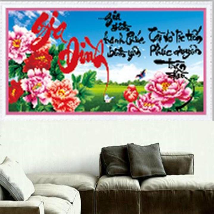 Tranh thêu gia đình hoa mẫu đơn nền xanh 88810 - kích thước: 67 * 36cm.