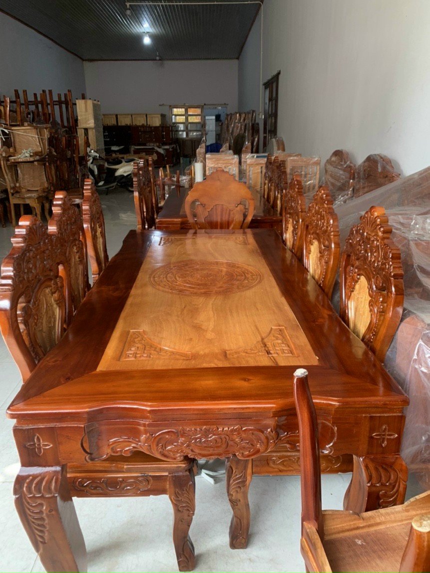 Bàn ăn kiểu 8 ghế gỗ tràm mẫu đẹp-Bộ bàn ăn cao cấp gỗ tràm