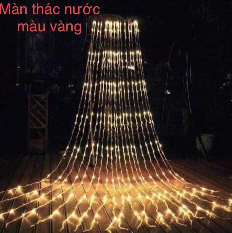 Rèm thả thác nước màu vàng ngang 3 mét x 10 sợi thả xuống 2 mét dùng trang trí Noel, Tết...