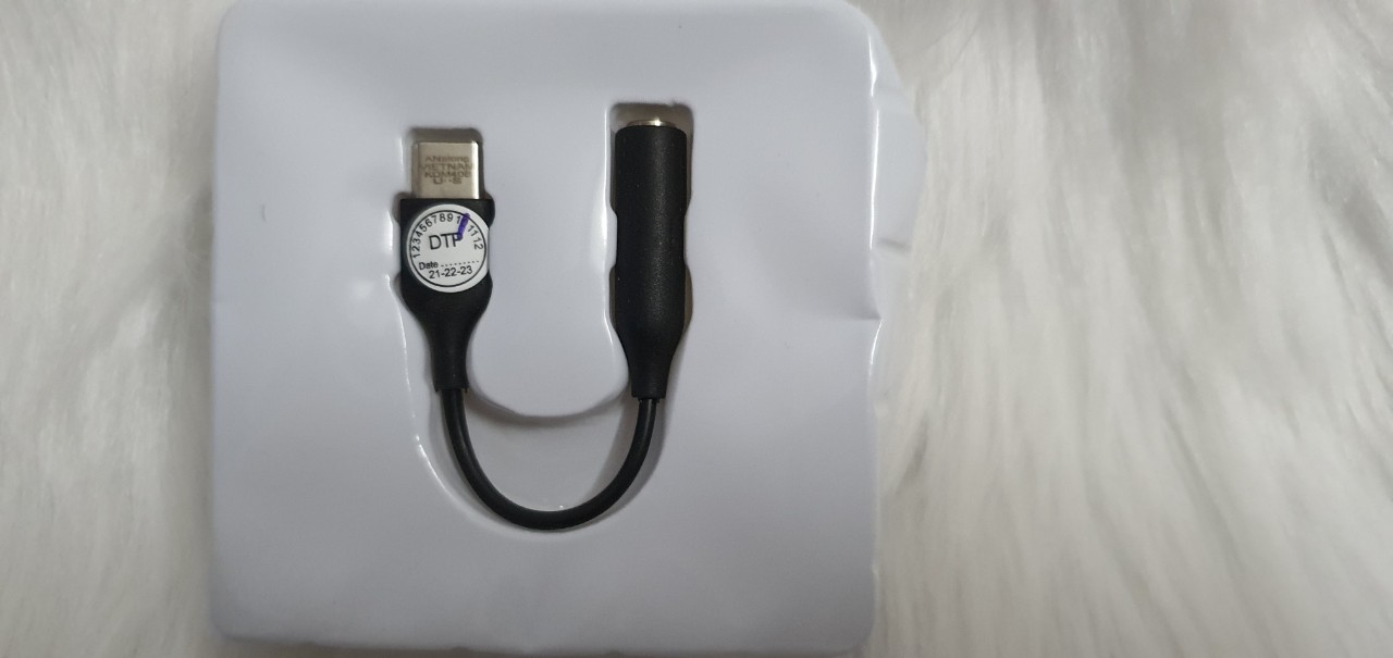 Cáp chuyển đổi cổng Type C sang jack loa 3.5mm - Cáp Type C to 3.5mm giúp kết nối điện thoại cổng type C với dây loa jack 3.5mm tiện lợi - Hàng nhập khẩu