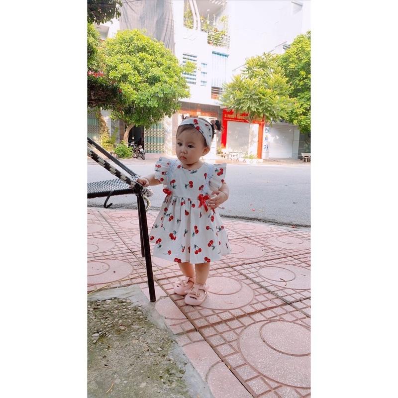 Đầm bé gái