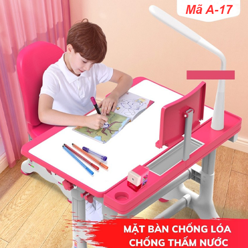 Bàn học sinh cao cấp nhiều chức năng điều chỉnh độ cao, độ nghiêng tặng kèm đèn led bảo vệ mắt