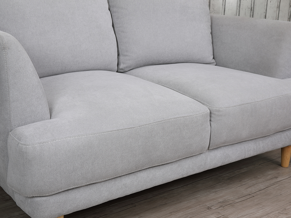 Ghế sofa đôi WILEY khung gỗ chắc chắn, đệm bọc vải cao cấp xám nhạt | Index Living Mall - Phân phối độc quyền tại Việt Nam