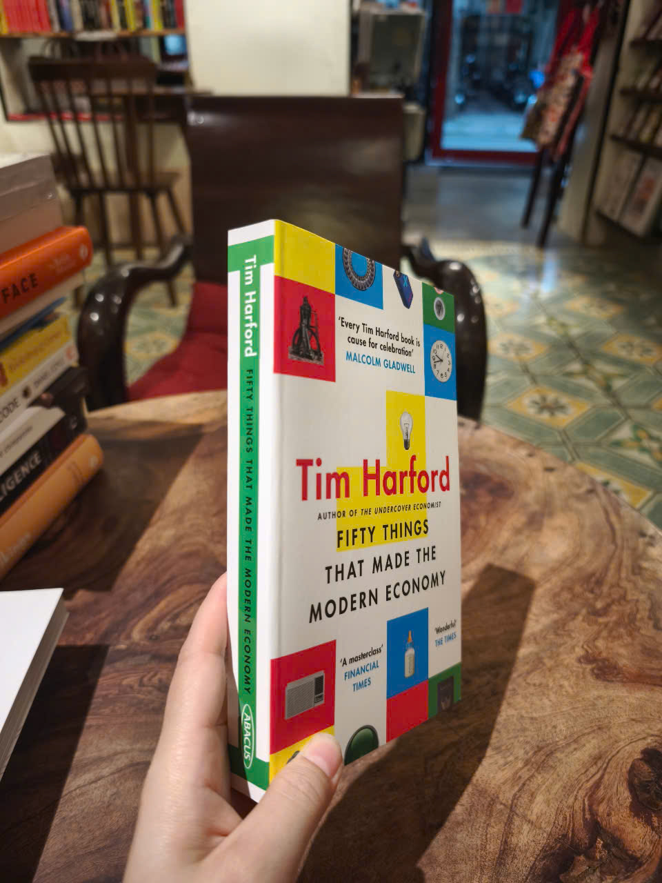Sách - Fifty Things that Made the Modern Economy by Tim Harford - Nonfiction/ Economics /History in English