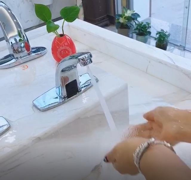 Vòi lavabo cảm ứng HK-2110