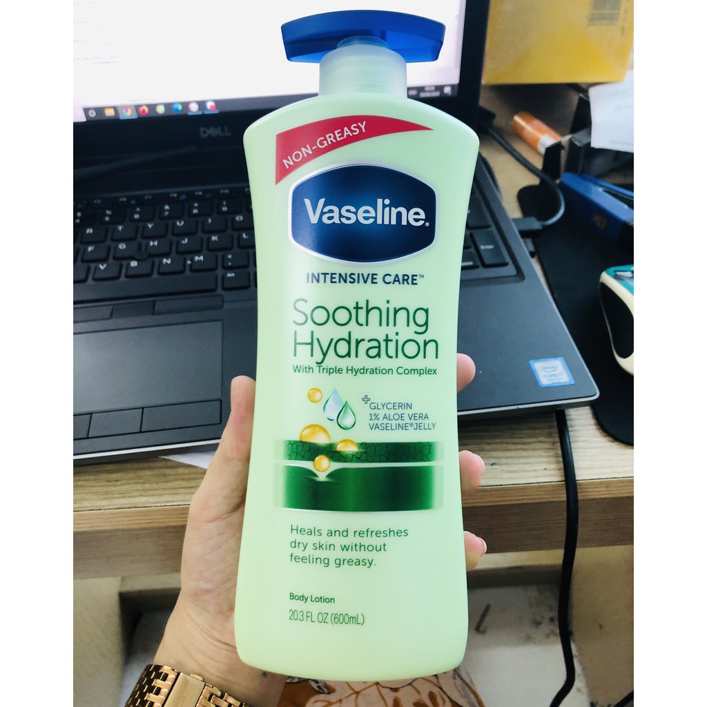 Sữa Dưỡng Thể Vaseline Intensive Care Soothing Hydration Aloe Vera 725ml-giao vòi ngẫu nhiên-màu xanh lá