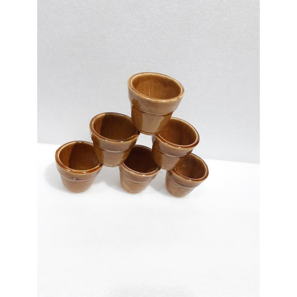 30 tách cafe nâu nhỏ lòng nâu