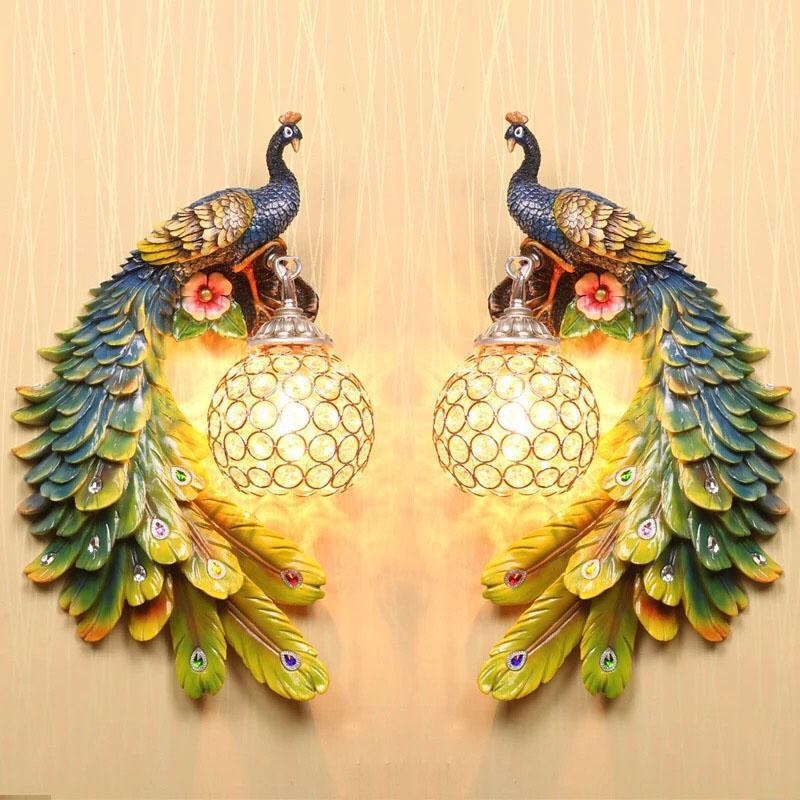 Cặp đèn treo tường chim khổng tước màu mang phong cách tân cổ điển sang trọng - Chất liệu: composite.