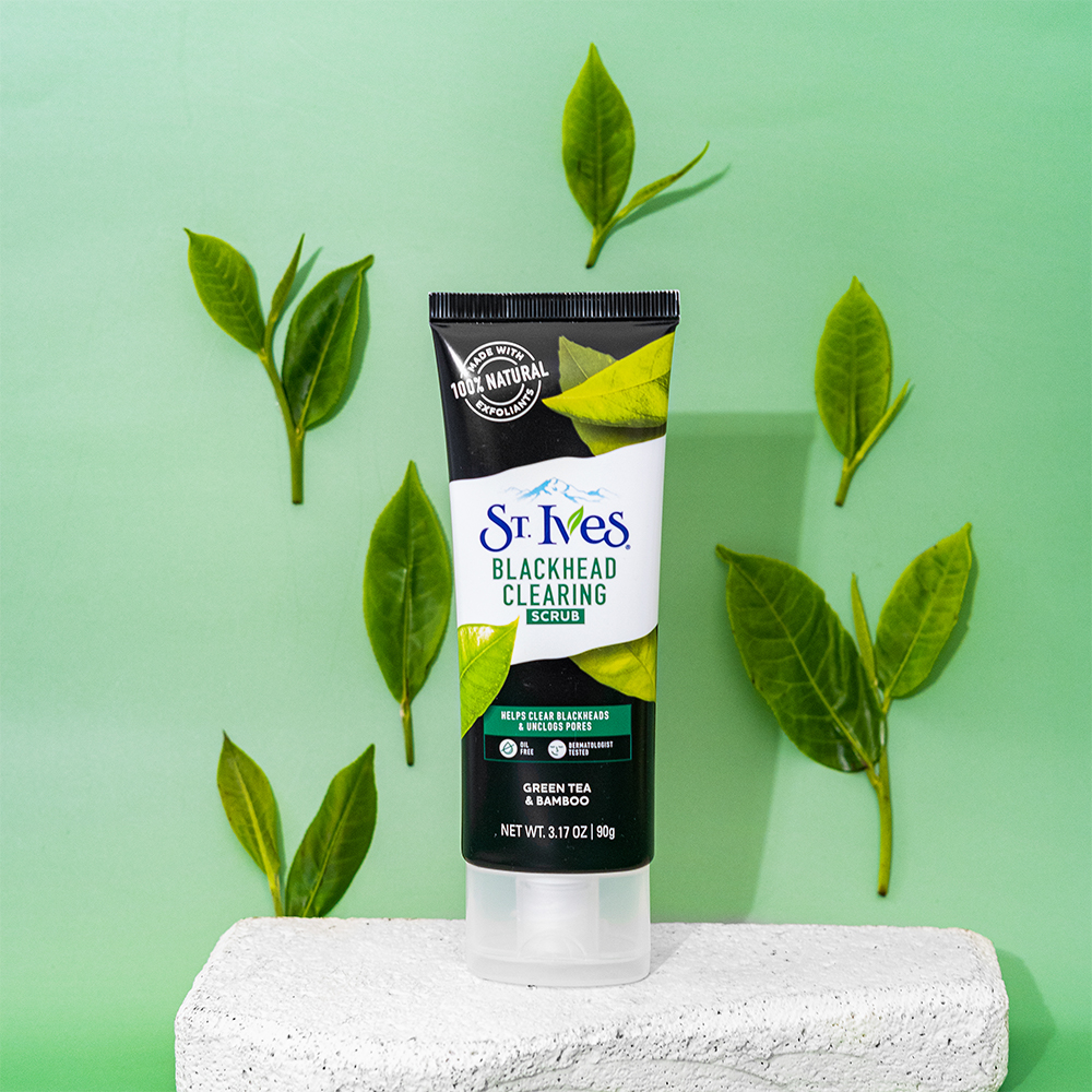 Sữa rửa mặt tẩy tế bào da chết St.Ives chiết xuất Trái Mơ 90G