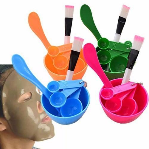 Bát trộn mặt nạ