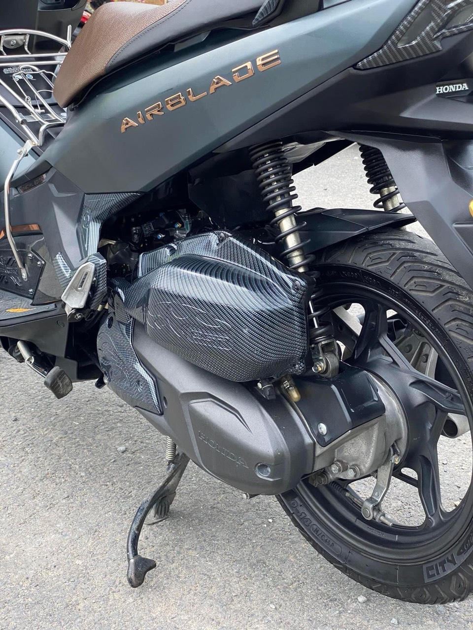CẶP ỐP HÔNG NHỎ DÙNG CHO ĐỜI XE AB 2020 2021 - 125 150cc CACBON