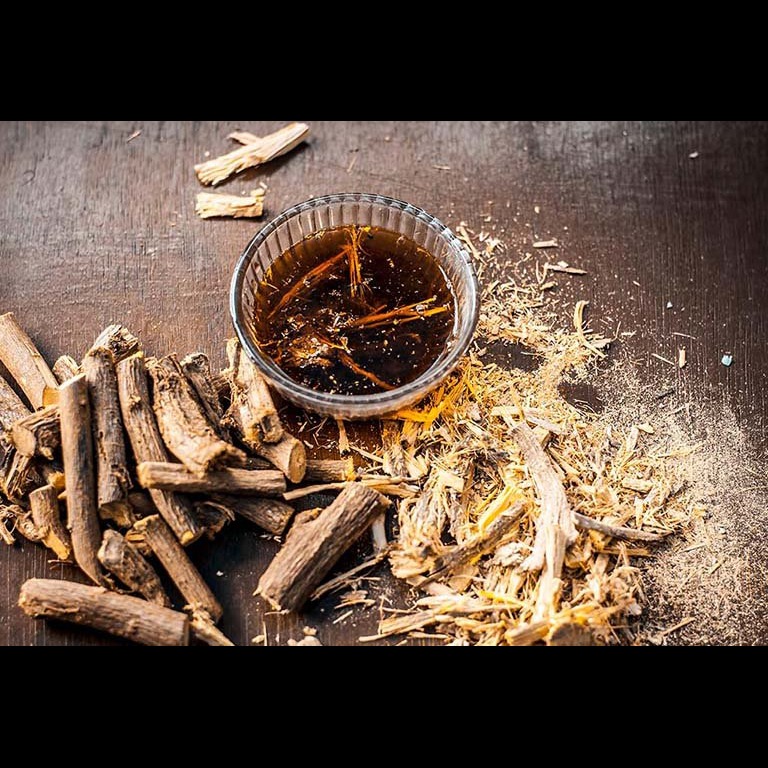 Trà Linh Chi Cam Thảo Hoa Cúc Lý Tưởng 35g, Hộp Trà Gồm 8 Gói Nhỏ