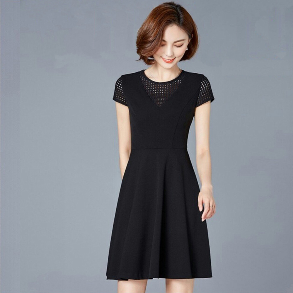 Đầm Dáng Xòe Tay Con Màu Đen-Size M