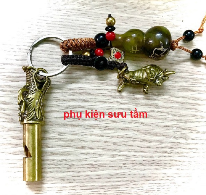 Móc Khoá Còi Đầu Rồng Đồng Hồ Lô Tượng Đồng Con Trâu - SP006287