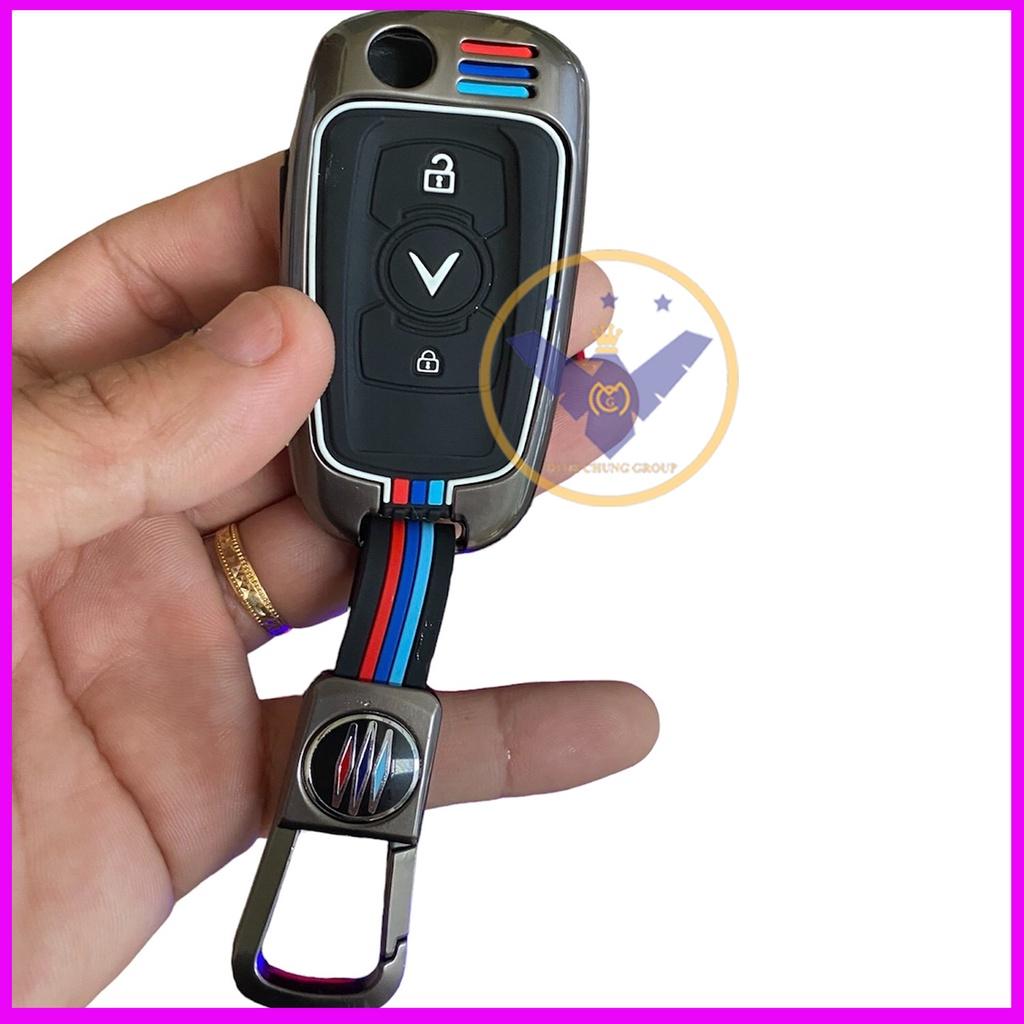 Ốp móc chìa khóa hợp kim cao cấp cho xe Vinfast Fadil - bản 3 nút bấm