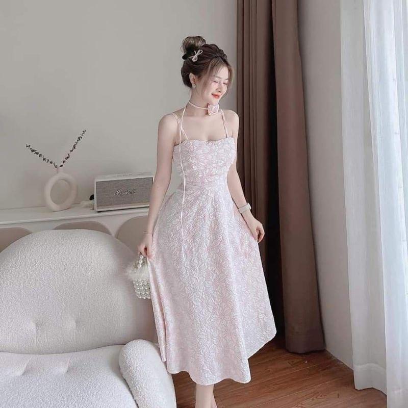 ĐẦM 2S GẤM HOA XẾP LY KÈM DÂY HOA CỔ