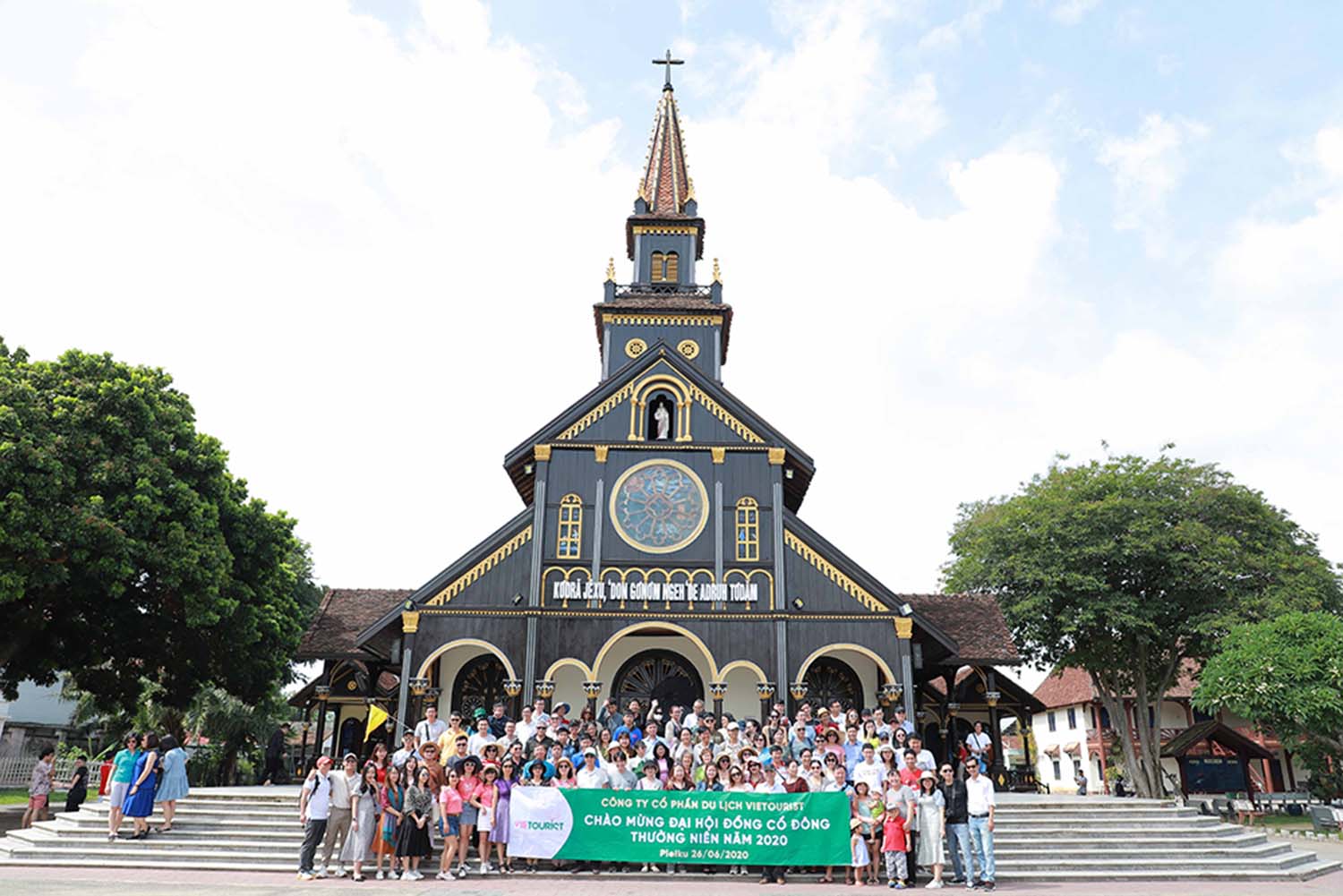 [E-Voucher] Vietourist - Tour Du Lịch Tây Nguyên: Buôn Ma Thuột - Buôn Đôn - Pleiku - Kontum - Măng Đen