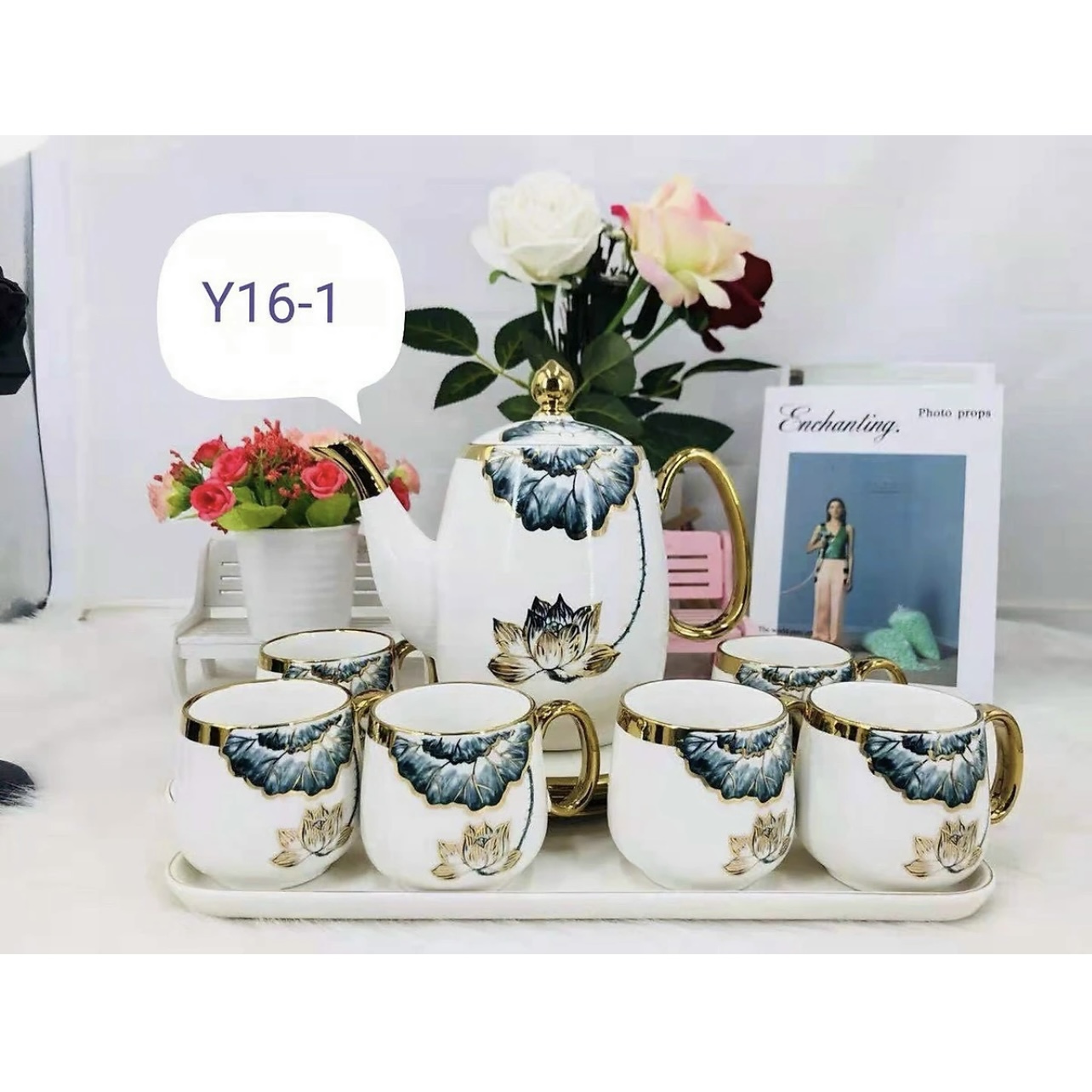 Bộ ấm chén sứ hoạ tiết sen xanh cao cấp
